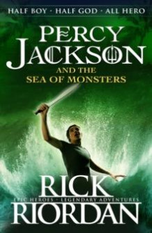 Percy Jackson and the sea of monsters av Rick Riordan (Heftet)