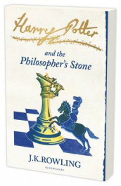 Harry Potter & the philosopher's stone av J.K. Rowling (Heftet)
